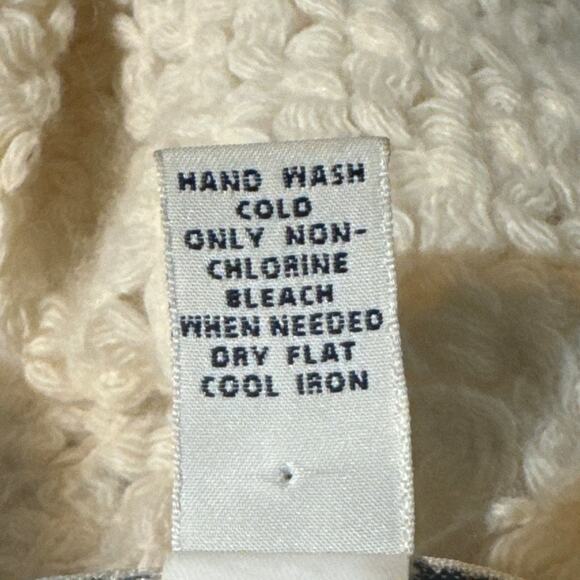 Banana Republic Scarf Lamb's Wool and Rabbit Hair in Ivory with Fringe - Picture 5 of 10